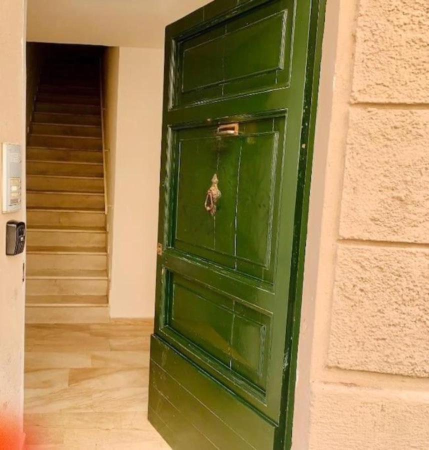 Appartamento Cagliari Centro Con Vista Sul Porto Buitenkant foto